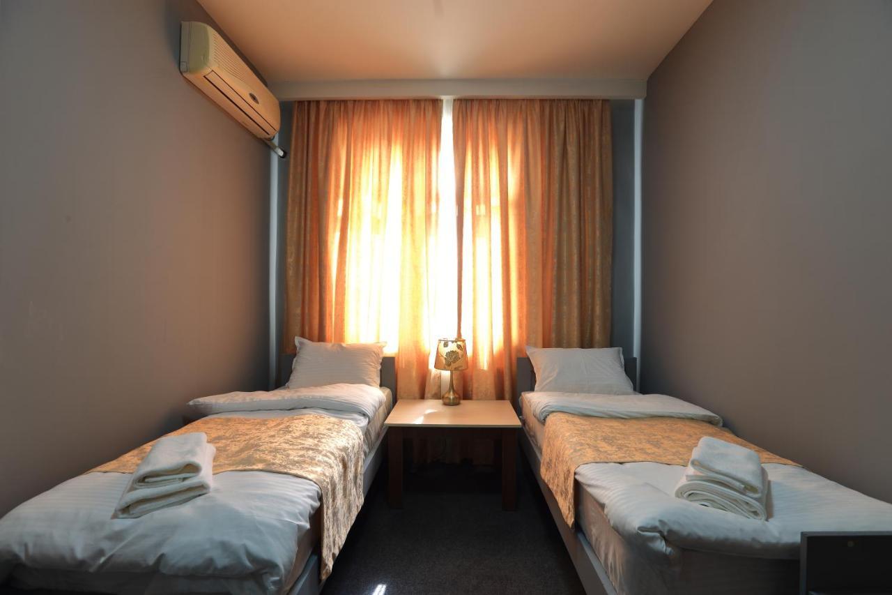 Hotel Evita Ташкент Экстерьер фото