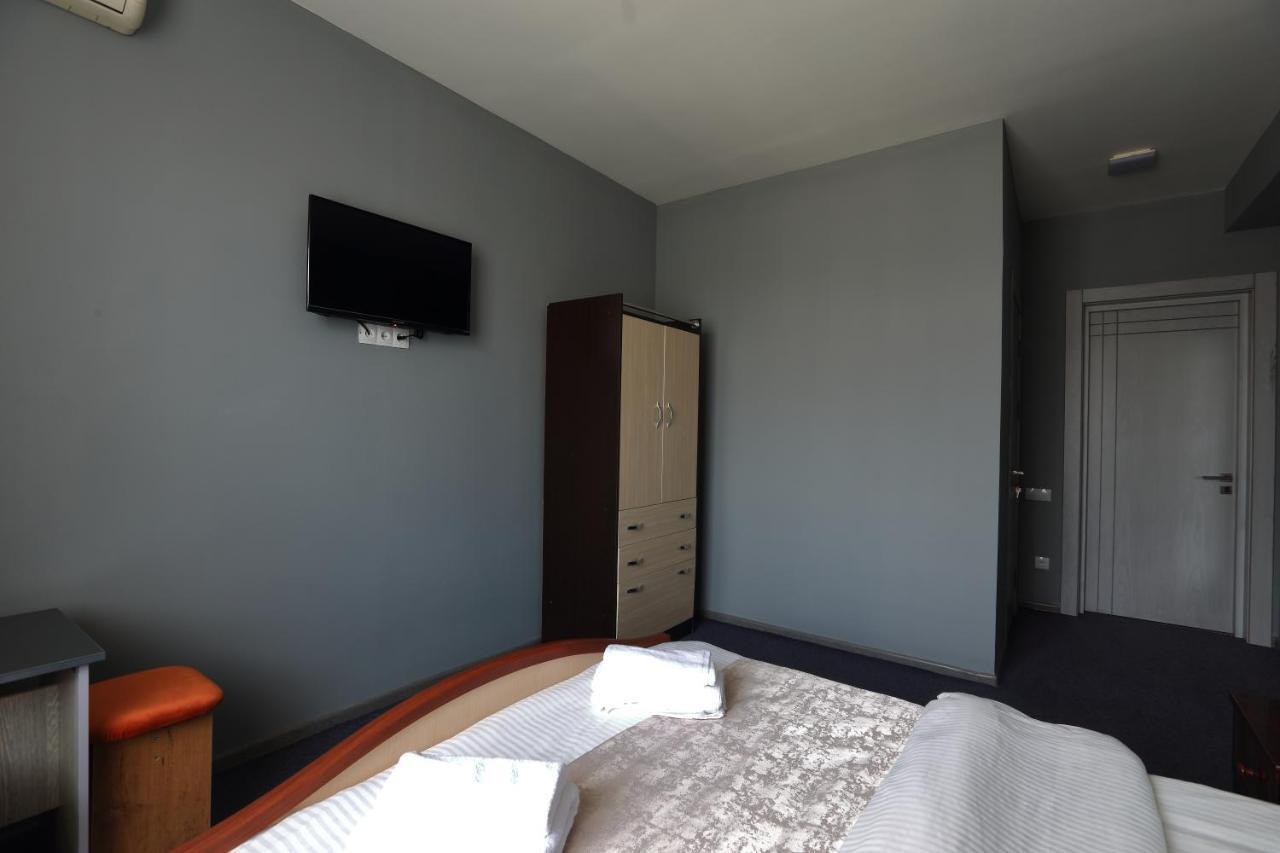 Hotel Evita Ташкент Экстерьер фото