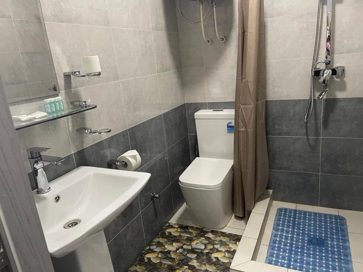 Hotel Evita Ташкент Экстерьер фото